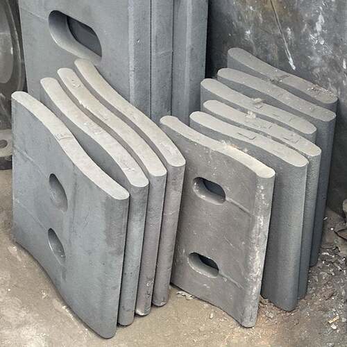 肘板颚式破碎机配件铸钢肘板铸铁衬板顶板配件