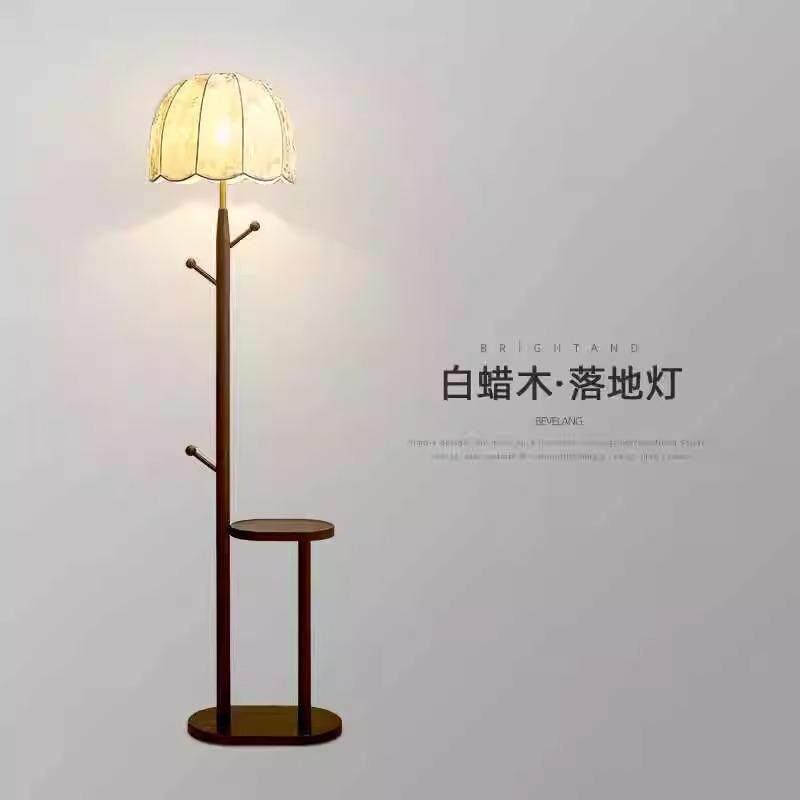 落地灯客厅沙发置物架一体胡桃木色高级感实木卧室衣帽架立式灯具