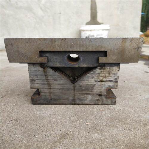 方管切角机模具方管圆管冲孔模具圆管冲弧模具方管角铁切断机模具
