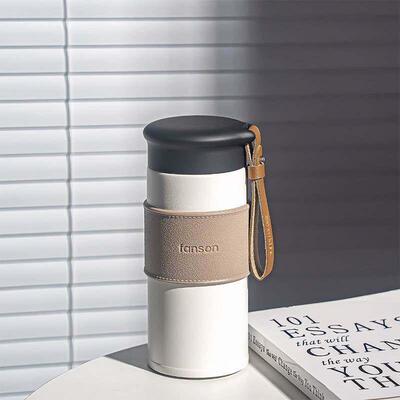 High aesthetic value car mounted water cup with insulatedcup