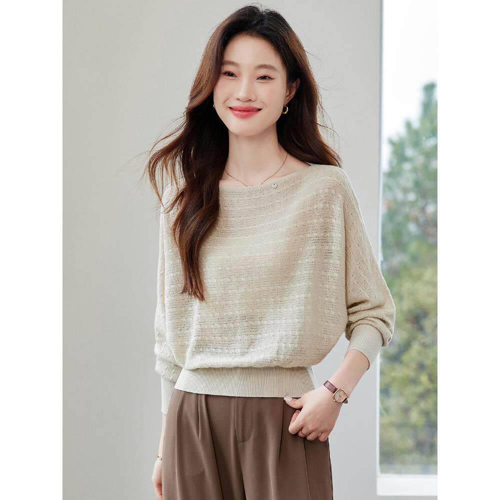 一字肩蝙蝠袖t恤女春秋宽松百搭小个子遮肚镂空薄针织衫打底上衣