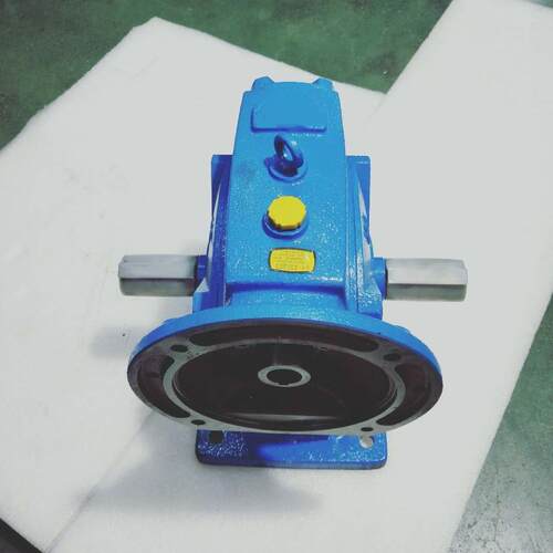 WPWDV120-50涡轮减速机震动小耐用低噪音加工散热快