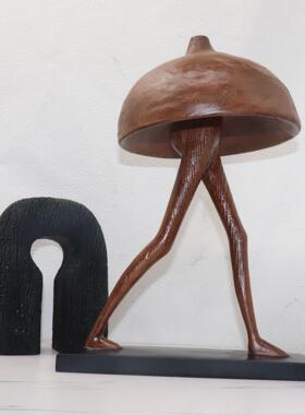 现代简约创意家象居品摆件菇树脂肌理饰蘑菇人纹抽蘑人玄关柜陈列