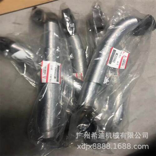加藤HD820 4M50发动机EGR管 挖机配件 挖掘机配件