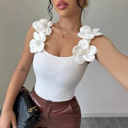 Heart Girl 3D Flower Decorative Knitted Sleeveless