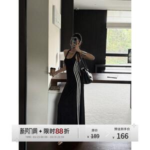 野生zero 美式辣妹U领针织连衣裙女新款高级气质修身显瘦黑色长裙