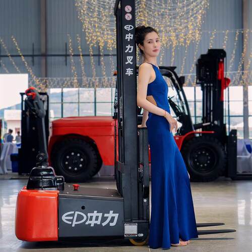 中力ECT101Z叉车1吨小型无叉腿叉车电动堆高车搬运吨桶用电动叉车
