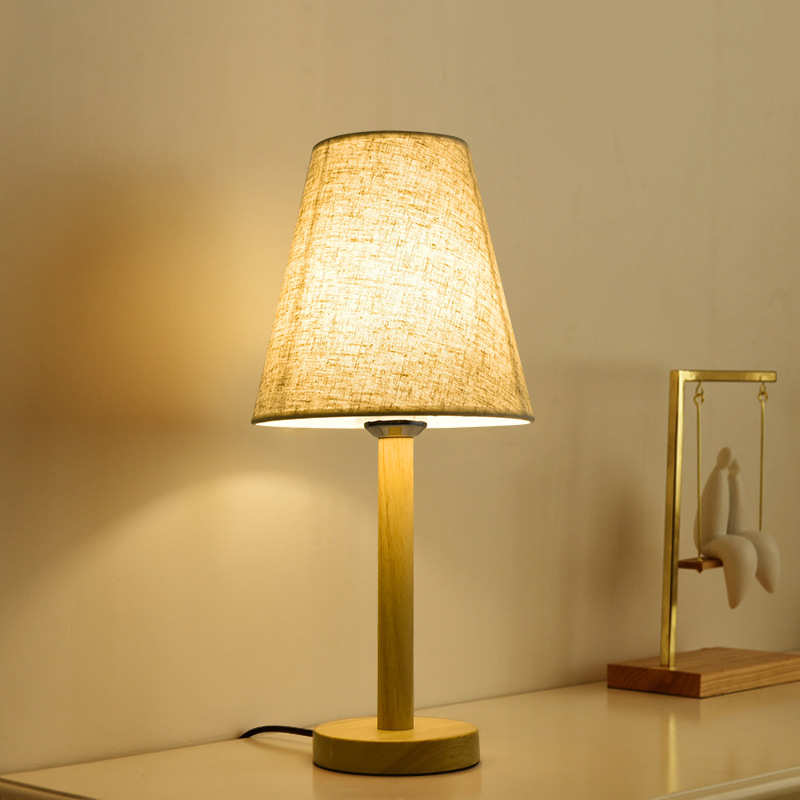家用卧室木艺小夜灯欧式简约智能遥控儿童房台灯客厅布艺装饰台灯