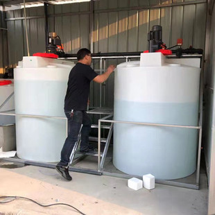3000升PE塑料加药箱 2吨洗洁精搅拌桶 5吨水处理PE搅拌罐