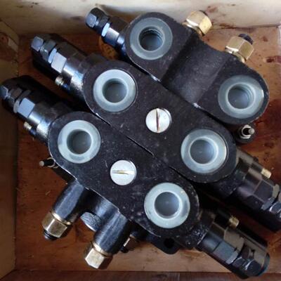销售液压多路阀YDL-L20-2M 手动液压多路阀 液压阀多路换向阀