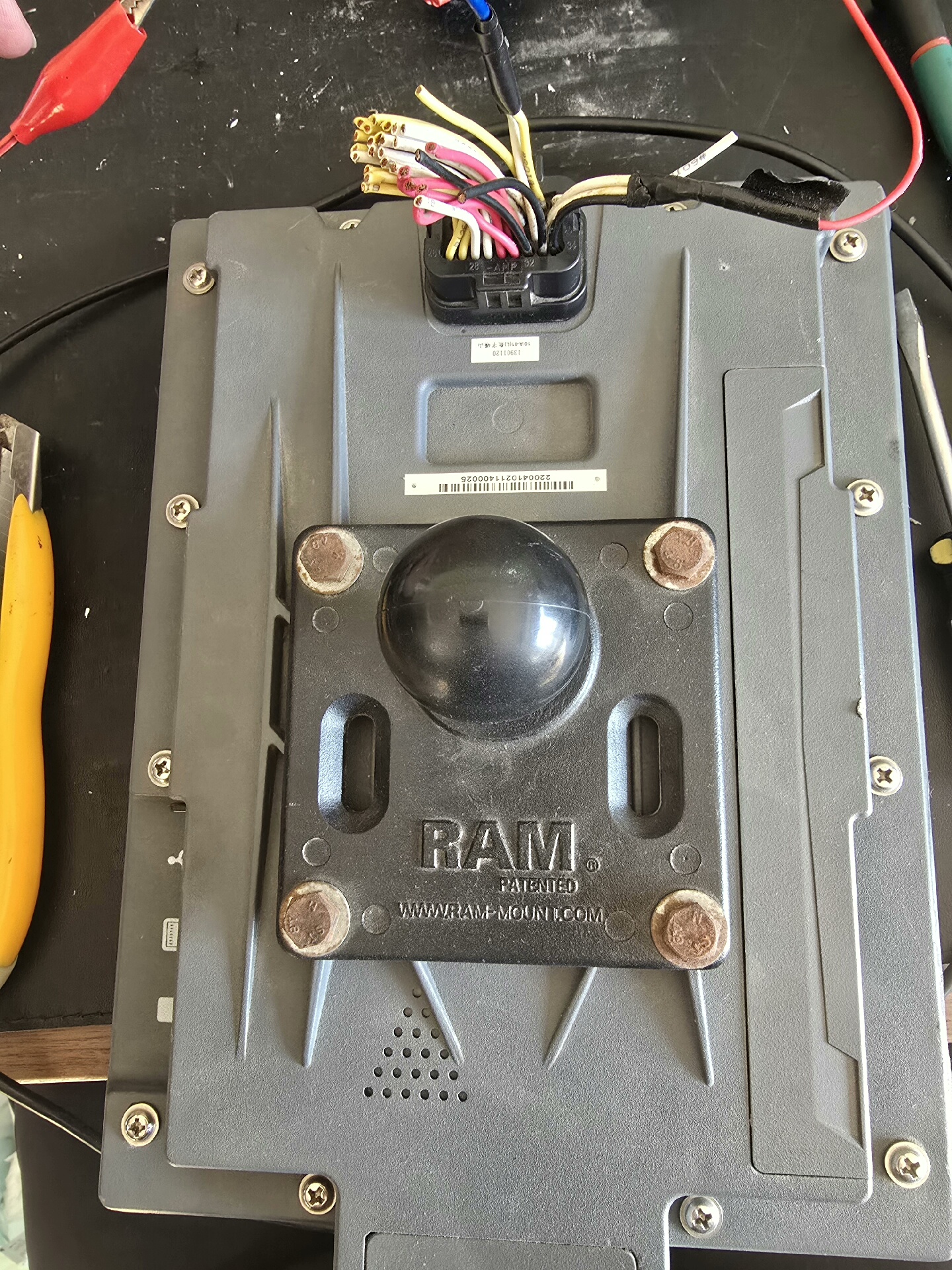 三一旋挖钻显示器10寸，顺丰到付，可小刀，欢迎砍价