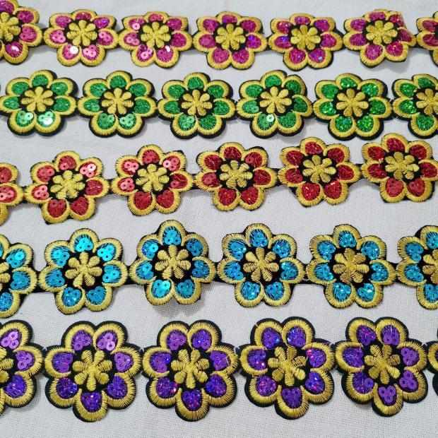 4.7CM宽 彩色花朵亮珠片长条熨烫补丁布贴 服装镶边装饰背胶花边