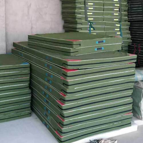 新款直销体操垫加厚折叠垫学生中考体育训练仰卧起坐垫跆拳道舞蹈