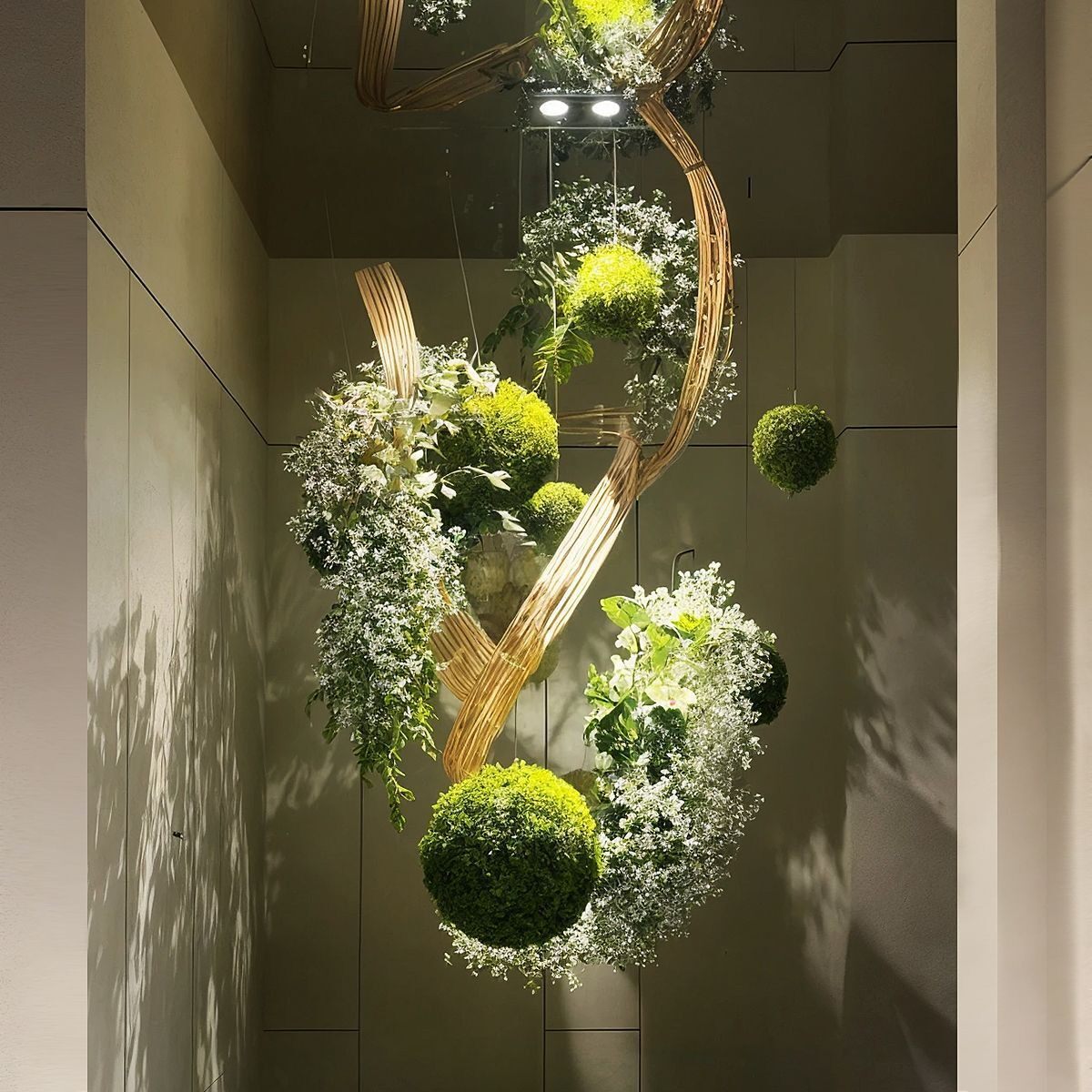 仿真绿植造景苔藓球型室内天井吊顶装饰遮丑吊装挂件落地式配件