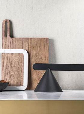 现代简约创意几何圆锥黑色铁艺摆件样板房展厅餐厅厨房配饰