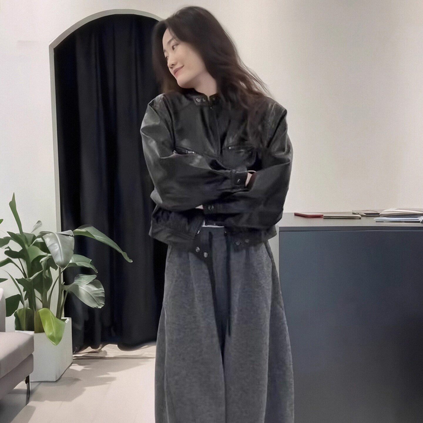 rouje bonjour复古酷帅皮衣外套休闲阔腿裤高级感复古两件套装女