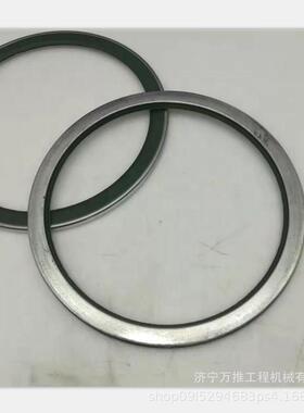 装载机配件WA430-6曲轴油封6732-21-1310S6D114发动机配件