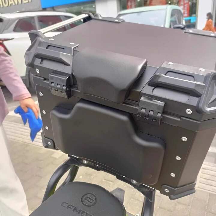铝合金电动车规格靠背尾后尾箱pu垫通用配件箱多发泡靠背摩托车
