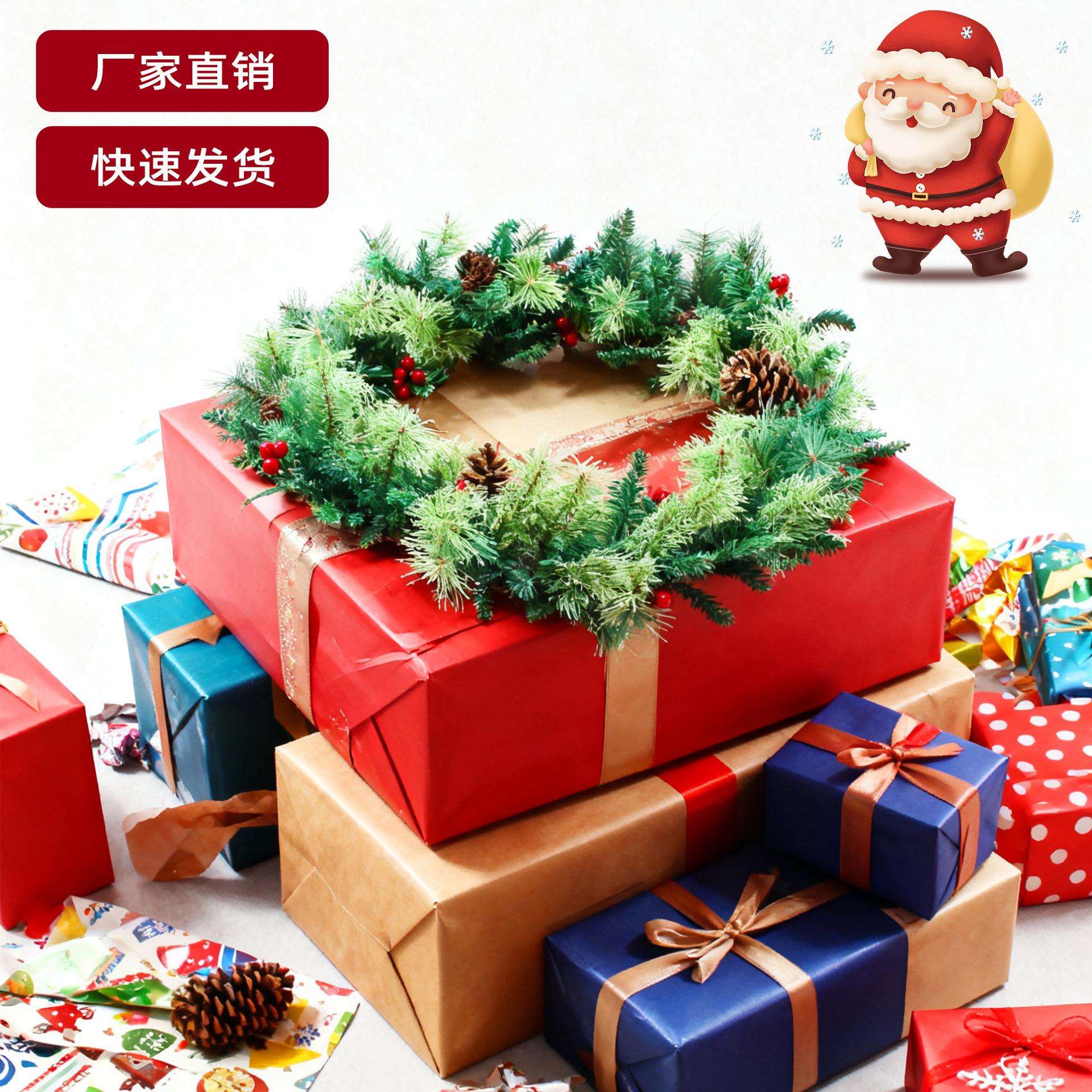 跨境亚马逊新品圣诞节装饰仿真松针藤条PVC圣诞场景酒店装饰摆件