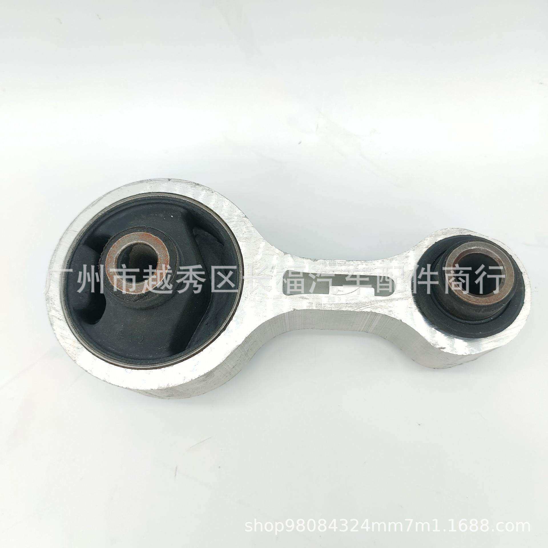 GJ6A-39-040GK2A3904XBEM-5943后机脚胶适用于马自达M6