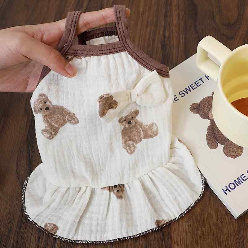 三个月狗狗衣服春天外出防晒吊带纱裙小体宠物透气背心小型犬专用