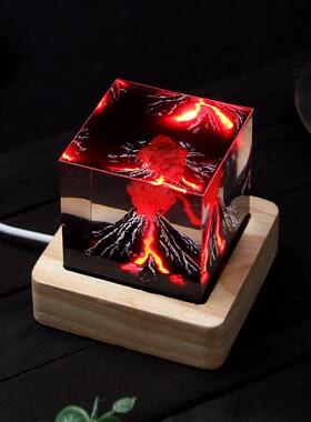 治愈系侏罗纪火山喷发桌面创意办公小摆件家居卧室小夜灯生日礼物