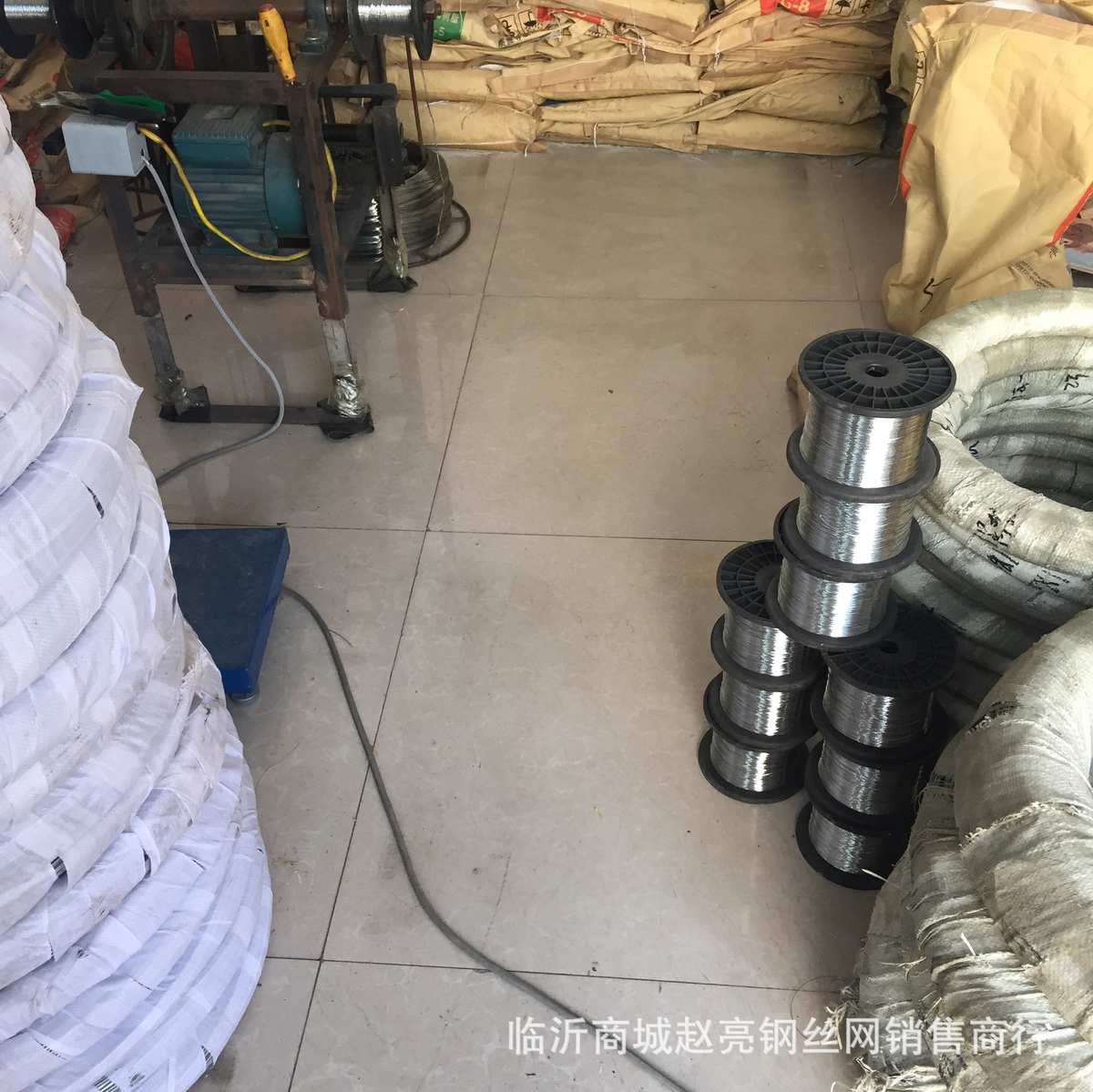 厂家批发 山东临沂现货供应14号镀锌铁线冷镀锌铁丝 扎丝