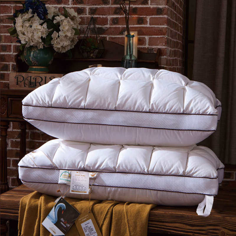 枕头软枕芯一对家用高回弹超柔软全棉高枕不变形五星酒店级枕头芯