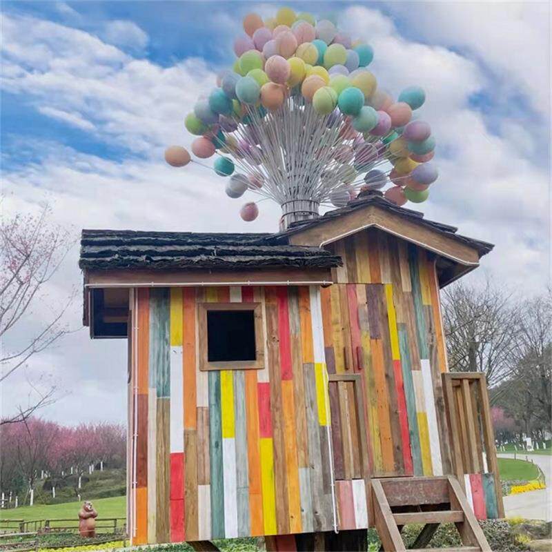 气球小屋飞屋环游pe造型球厂家网红打卡场景拍照景区道具互动游乐