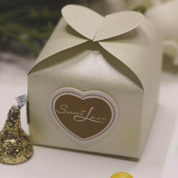 欧式珠光爱心喜糖盒桃心包装纸盒玫红心形高级结婚糖果盒