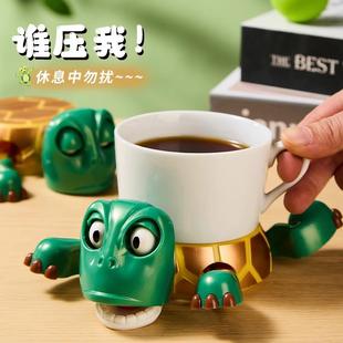 新款小乌龟杯垫按压瞪眼四肢张开防滑隔热创意搞笑怪小乌龟水杯垫