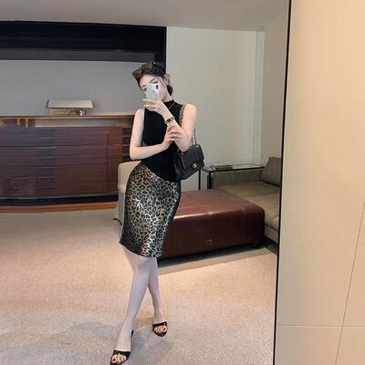 林关关复古豹纹半裙包臀半身裙短裙2026新款女秋巨好看高级感裙子