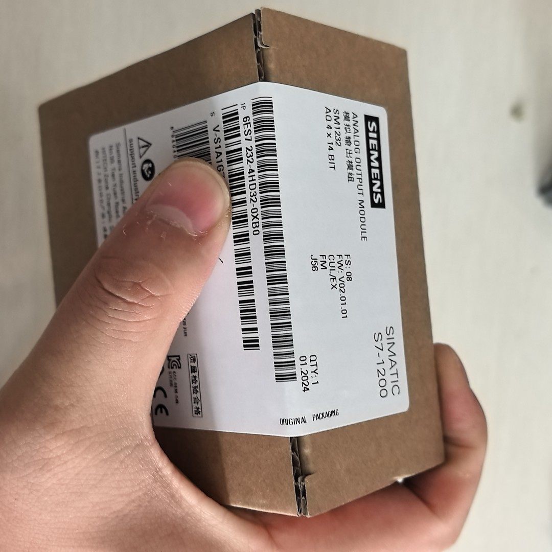 西门子模块6ES7232-4HD32-0XB0  全新原装现