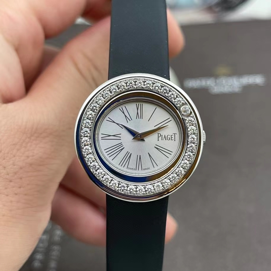 98新伯爵POSSESSION系列18k白金镶钻G0A36187石英女士手表29mm