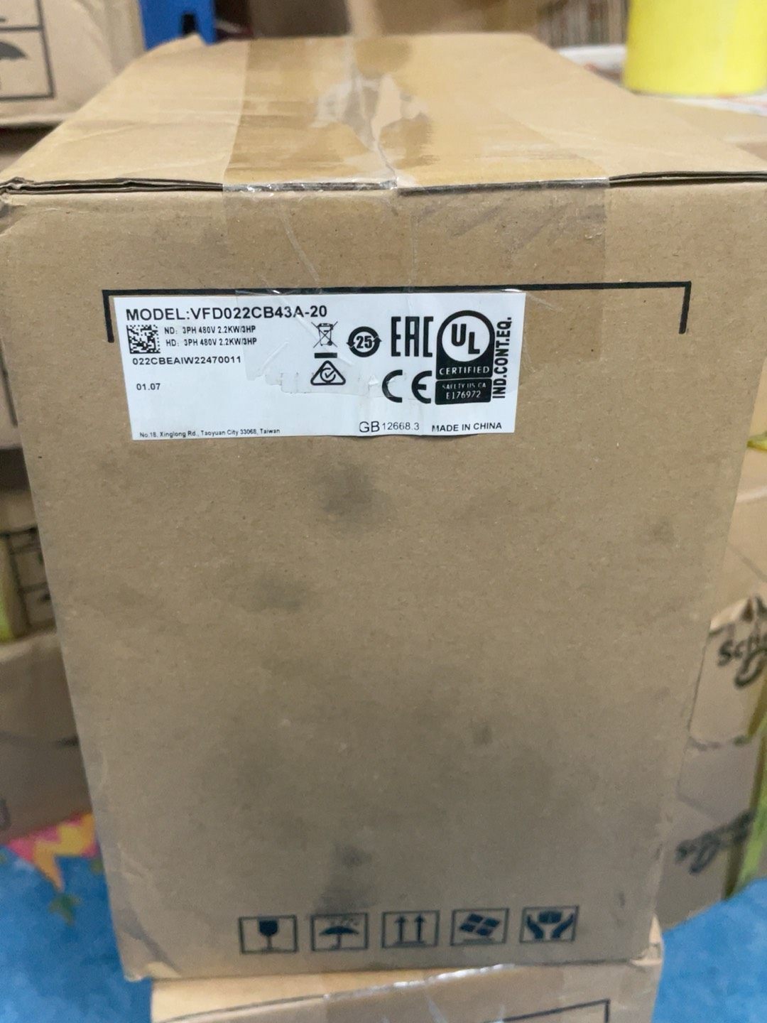 全新台达VFD022CB43A-20