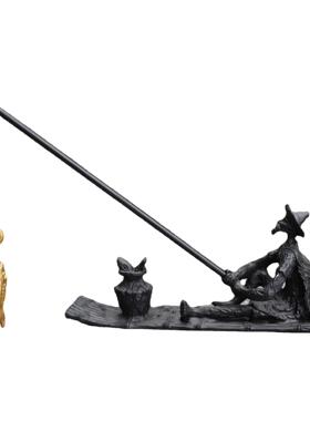 新中式黑色铸铁钓鱼人摆件样板间客厅餐厅电视柜桌面家居软装饰品