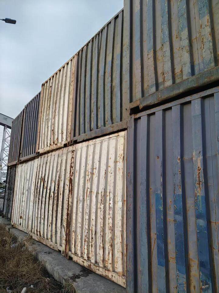 4月1日塔城地区3、报废铁路集装箱1只(乌兰乌苏)网络拍卖公告