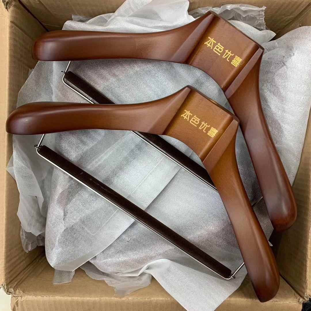 新款现西装木衣架宽衣实架无痕护货型衣架高级西服展肩厅木质衣撑