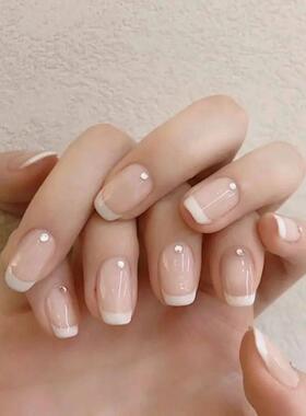 24pcs French White Side False Nails Wearable Rhinestone Desg