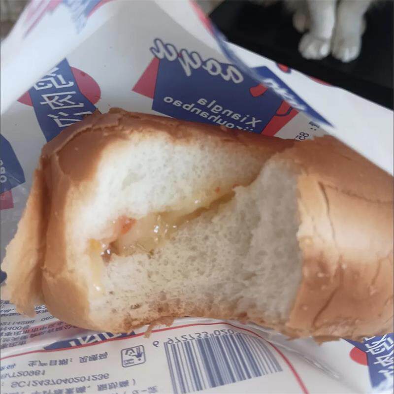 香辣鸡肉汉堡怀旧麦辣鸡肉汉堡面包网红零食夹心面包糕点