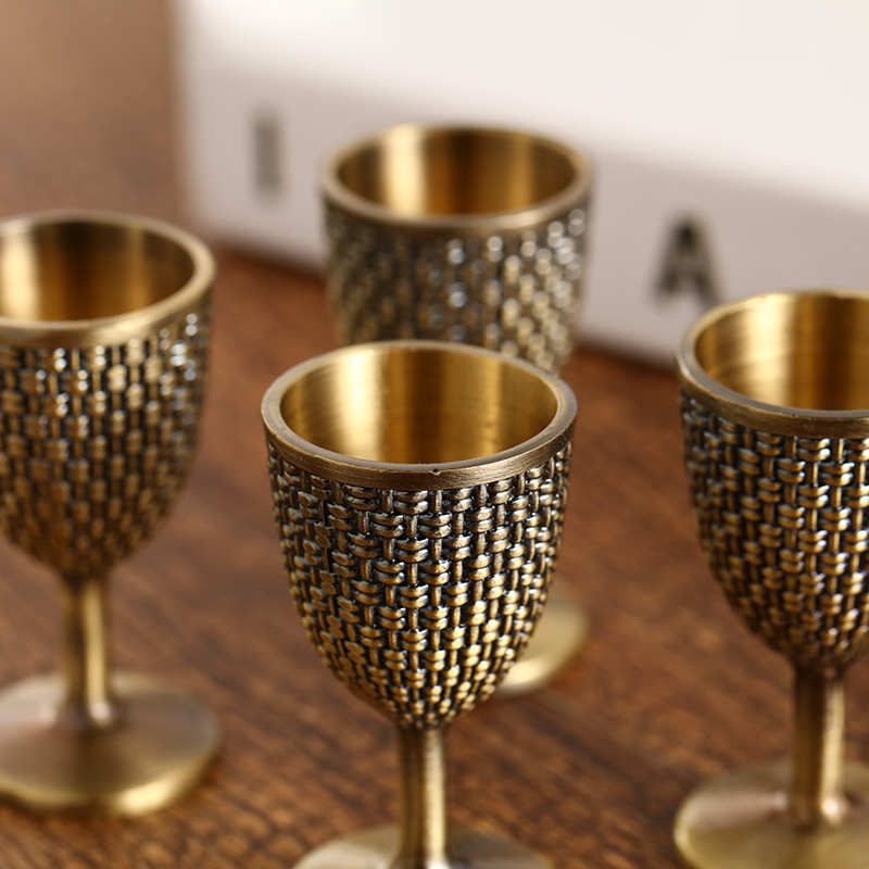 白酒杯套装分酒器复古高脚杯带托盘酒壶创意家用摆件金属古代酒具