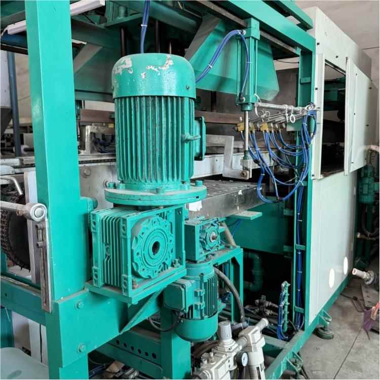 全自动吸塑一体机成型机//塑料盒正负压真空吸塑机设备