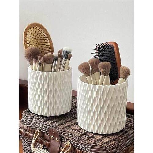 Rotate makeup brush organizer.Desktop storage box Multifunct