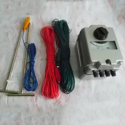 东顺ZC29B-1/-2(塑料壳)-ZC-8(100欧/1000欧)(铝壳)接地电阻表(4