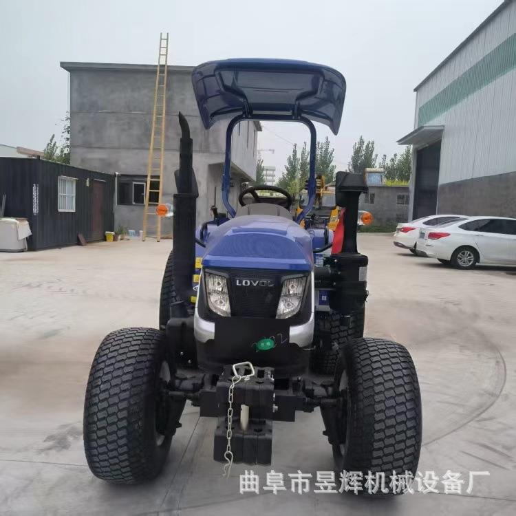 新款雷沃504中型拖拉机 潍柴动力加宽草坪胎 四驱轮式拖拉机