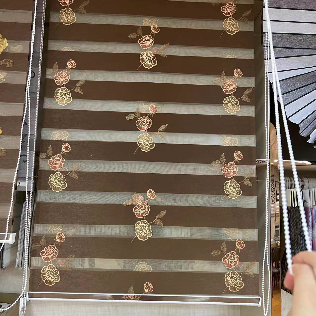 特价清库存,亏本清仓,欧式窗帘绣花遮阳卷帘柔纱帘 鲜花花束