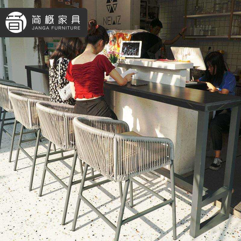 别墅花园庭院吧台吧椅休闲露台藤编脚凳酒店吧台椅岩板长桌组合