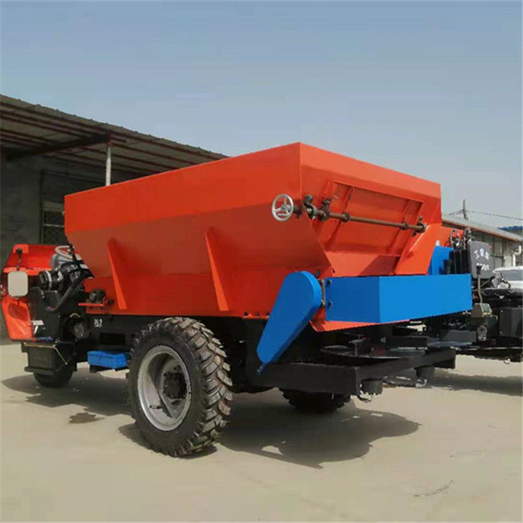 农用三轮有机肥撒肥机 农用三轮自走扬粪机大棚用果园丘陵施肥机