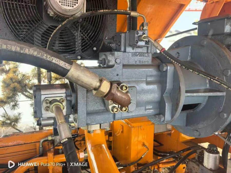 12月26日榆林库存12年中联重科混凝土泵HBT60.8.75Z一辆网络拍卖公告