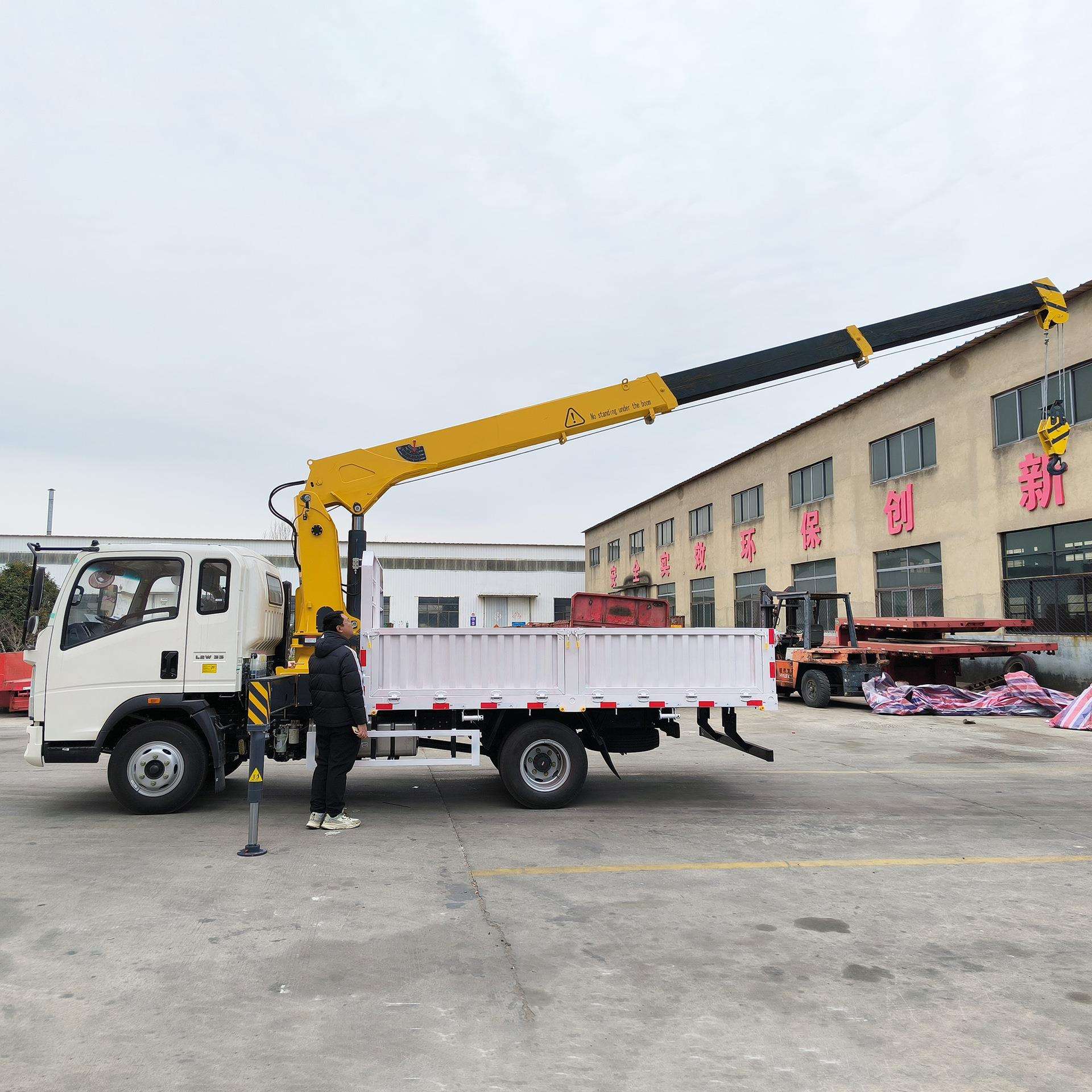 货车移动式6吨直臂吊机液压式小型随车吊6.3吨直臂伸缩吊小型吊机
